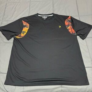 Reel Legends Freeline‎ Performance Outfitters Fishing T-Shirt NWOT